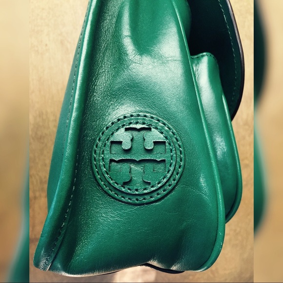 Tory Burch James Saddle Bag Crossbody Green Gold - Picture 5 of 8